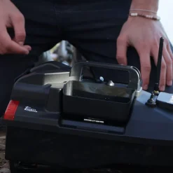 Amorçage/Propulsion|Packs - TEAM CARPFISHING Pack Dark Water NG Bait Boat + 2 Batteries Supplémentaires